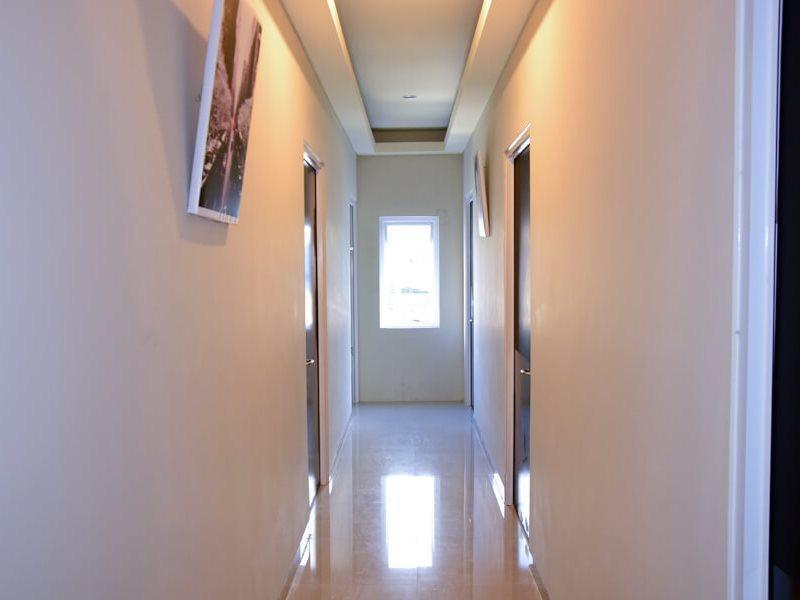 Reddoorz Near Mangga Dua Square Rumah tetamu